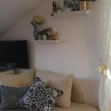 Apartmán Mediterranea - One Bedroom With Sea View