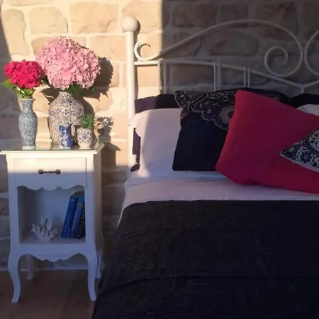 Apartment Mediterranea - One Bedroom With Sea View *